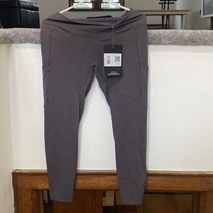 Arx’teryx Oriel Leggings, pockets on both sides! Color: whiskey jack